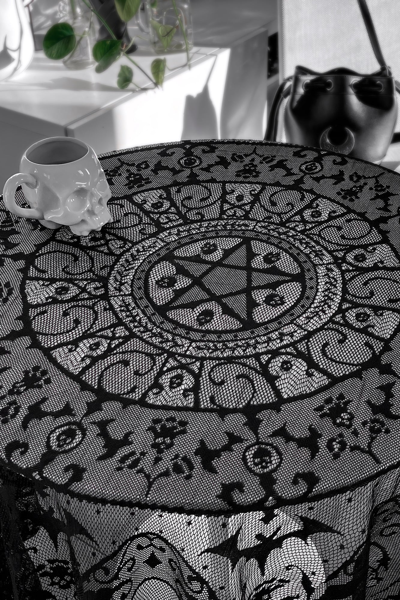 Asra Lace Tablecloth - Image 3