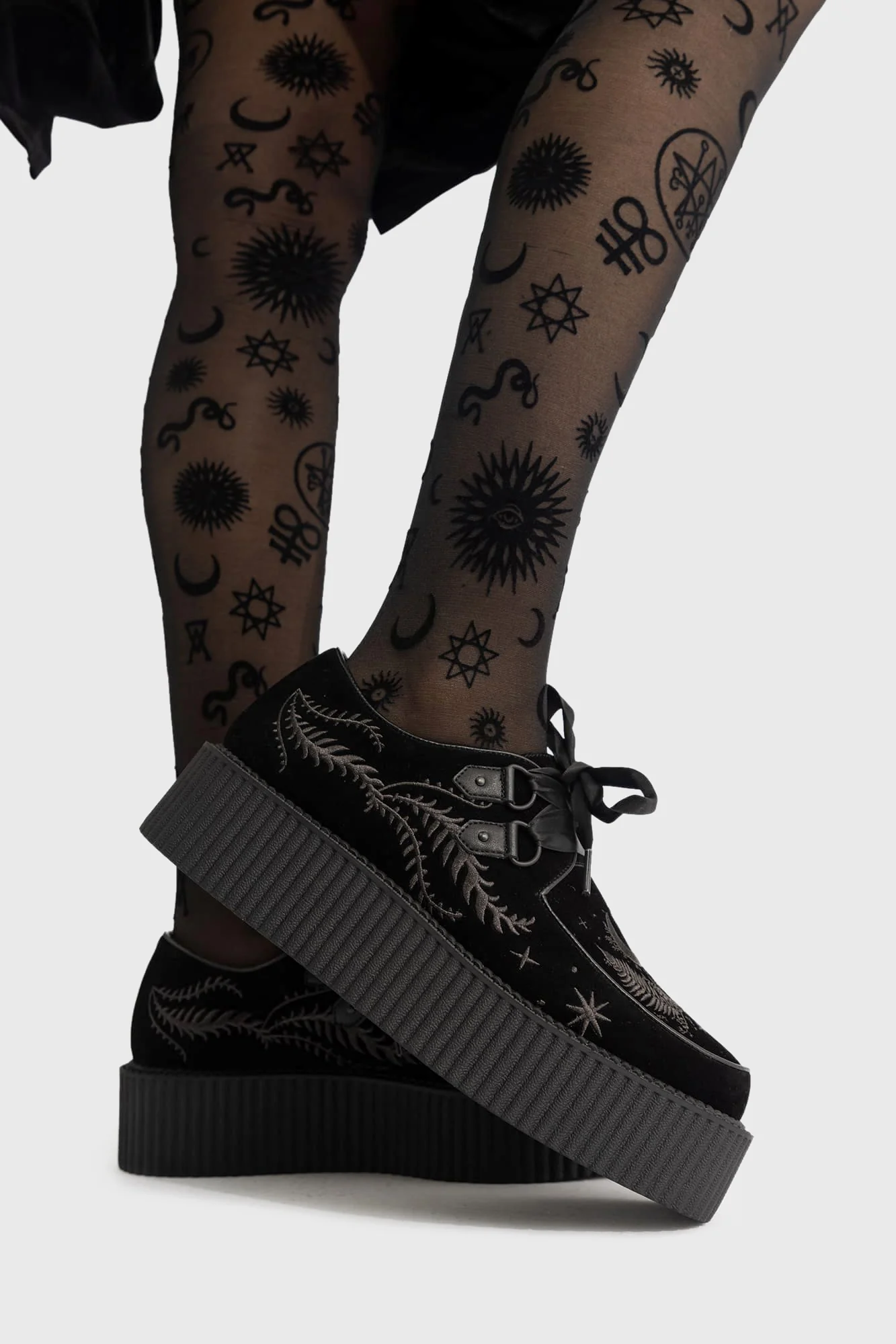 In A Phase Creepers - Image 3