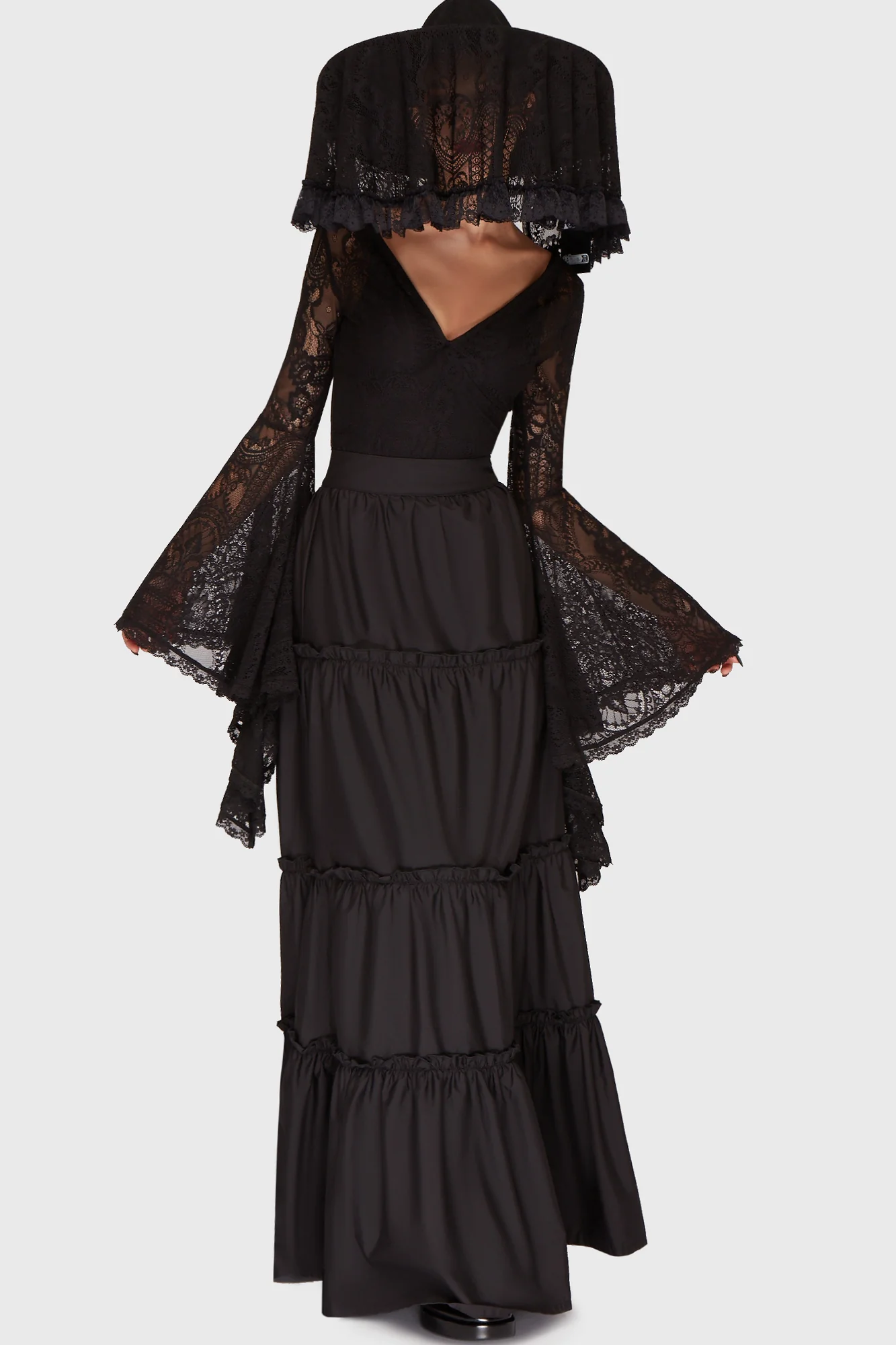 Lydia Lace Veil - Image 3