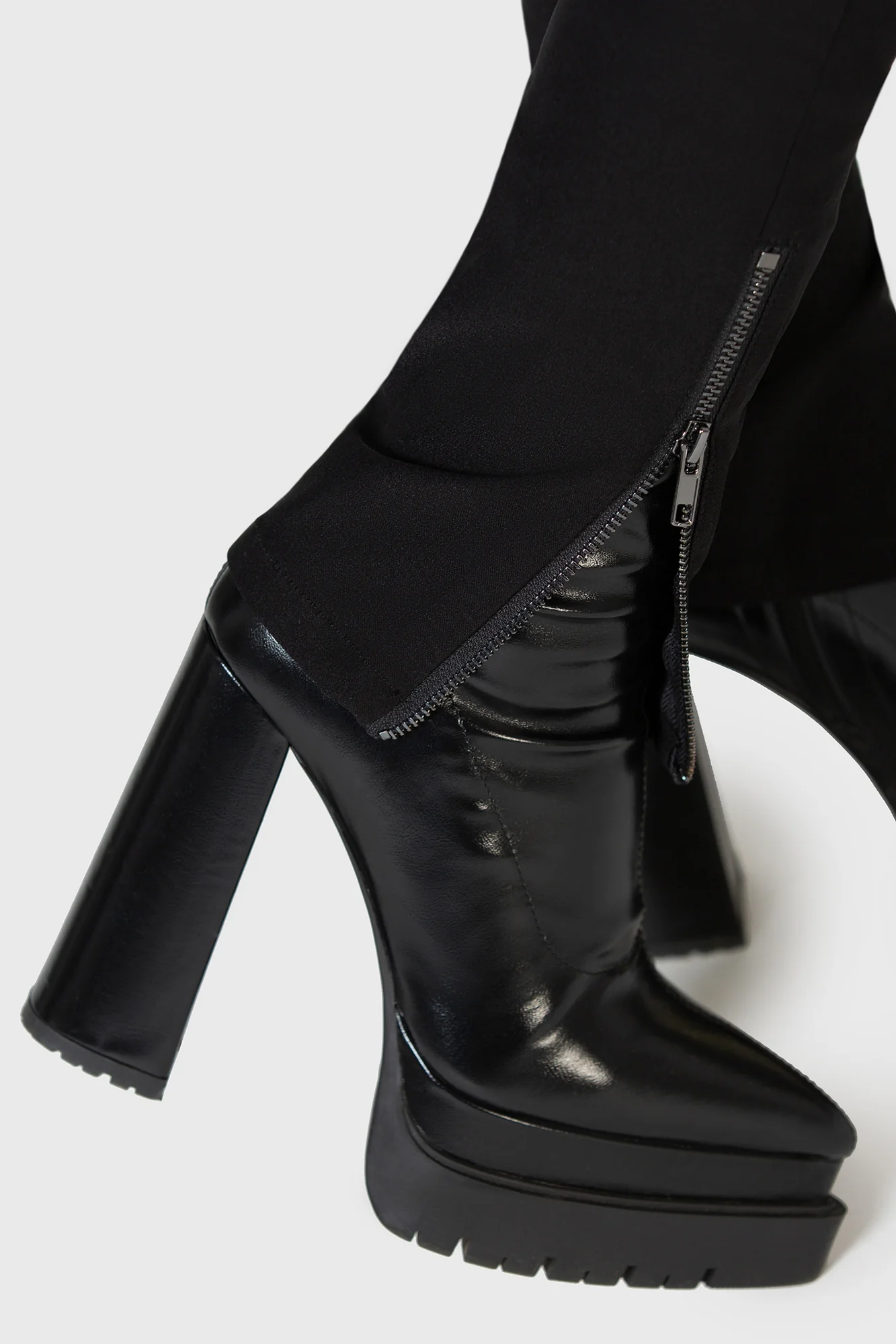 Strange Vanity Trousers - Image 4