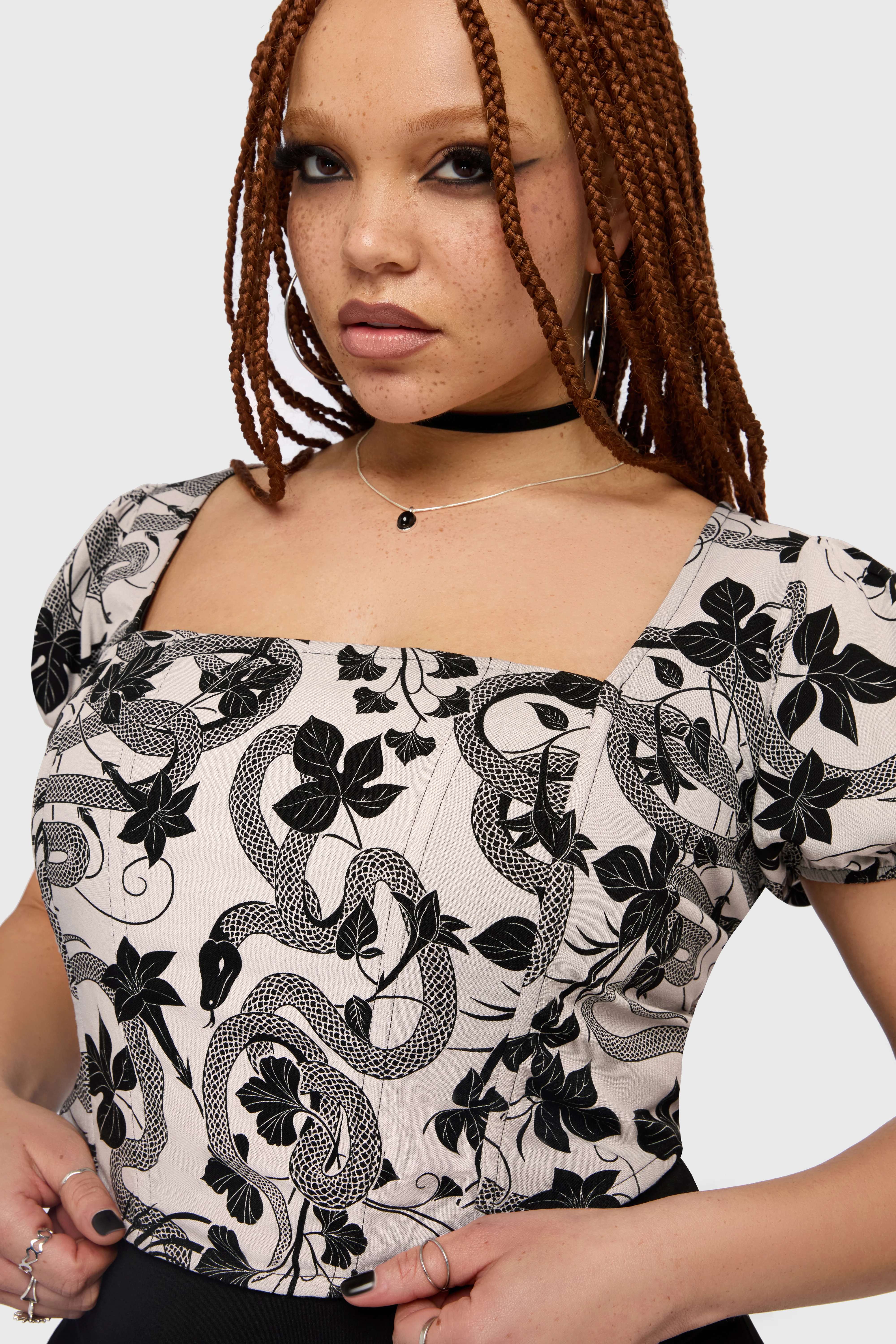 Venomous Rose Puffed Sleeve Corset Top - Image 5